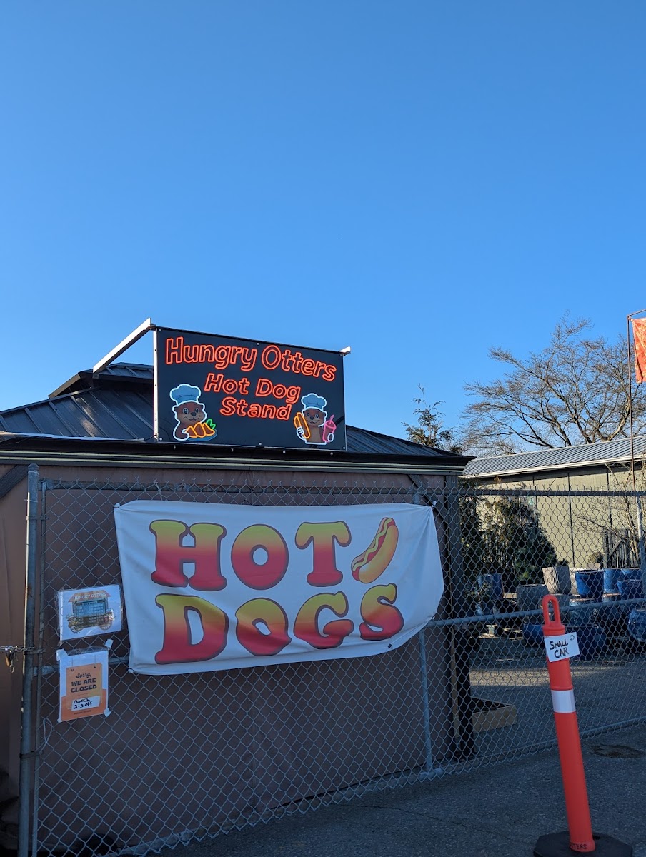 Hungry Otters Hot Dog Stand