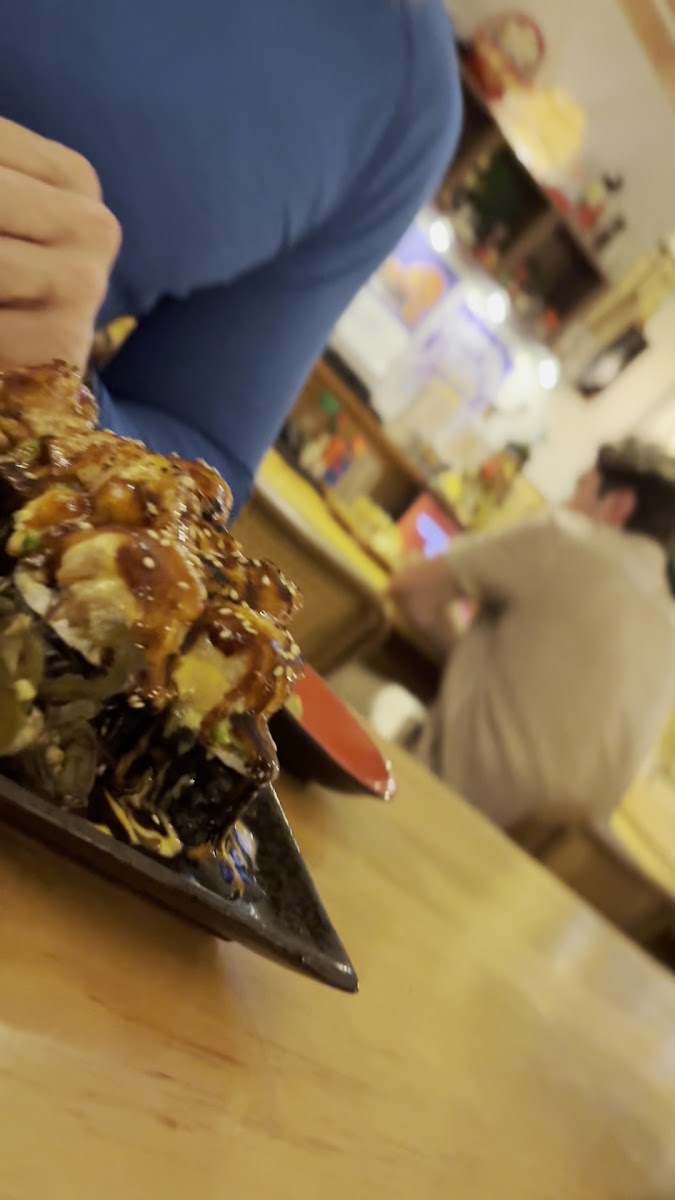 iEight おいしい SUSHI