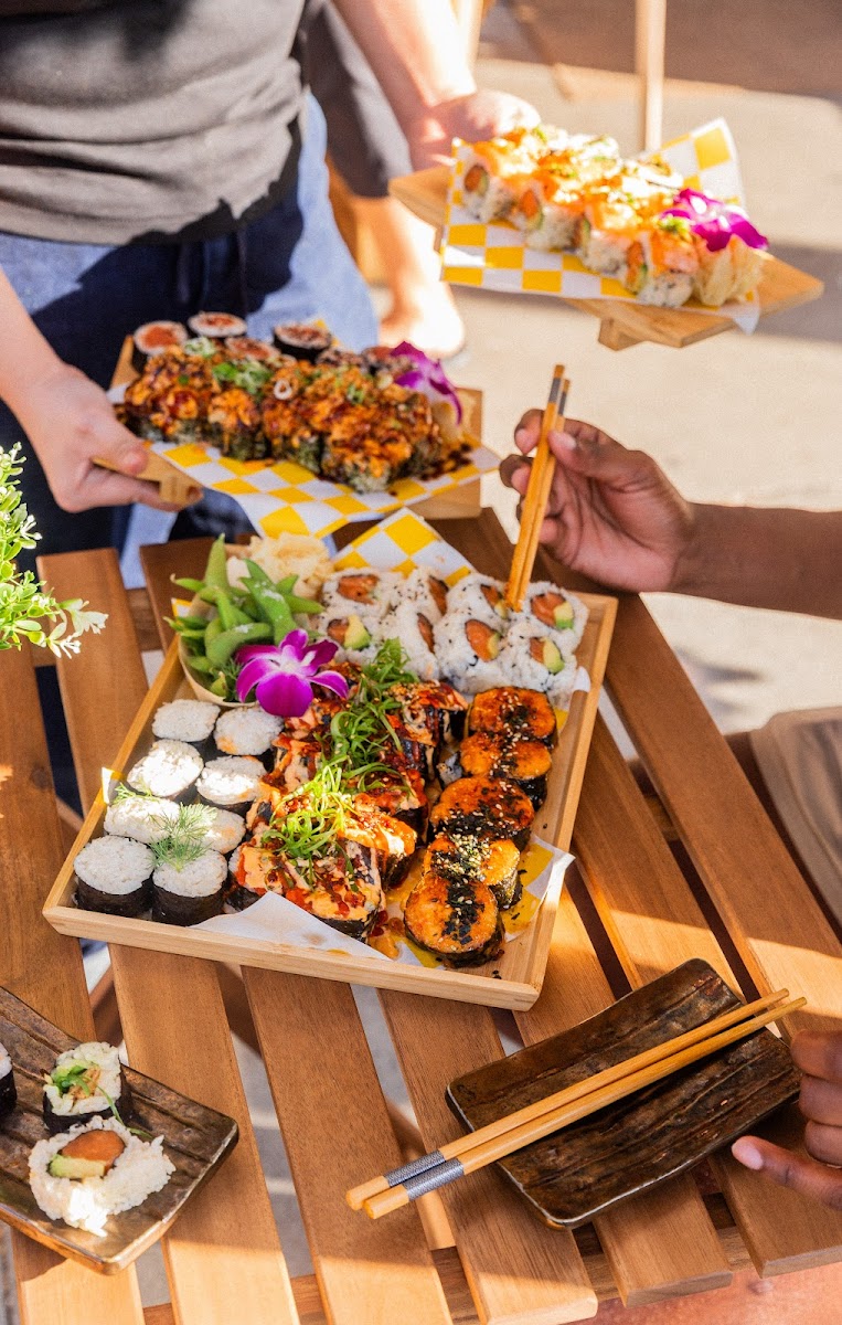 iEight おいしい SUSHI
