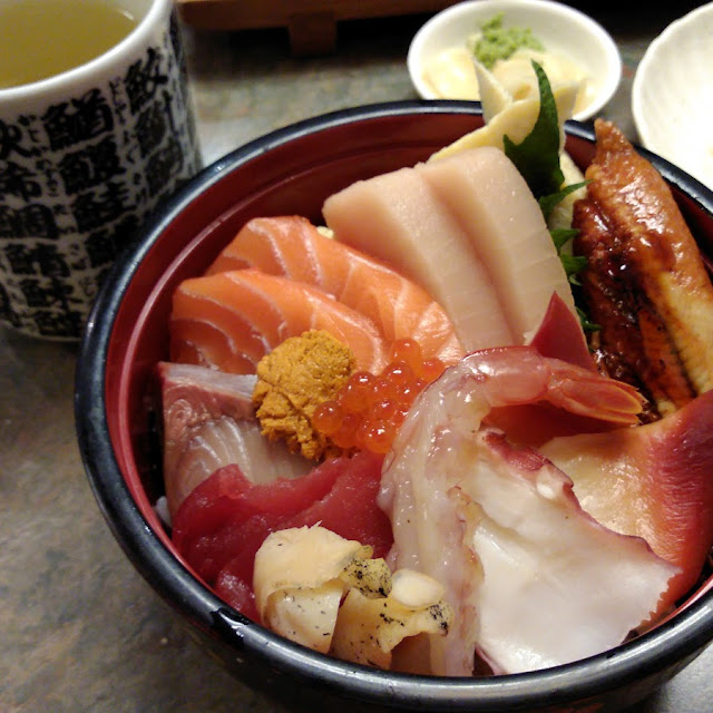 Deluxe Chirashi Don