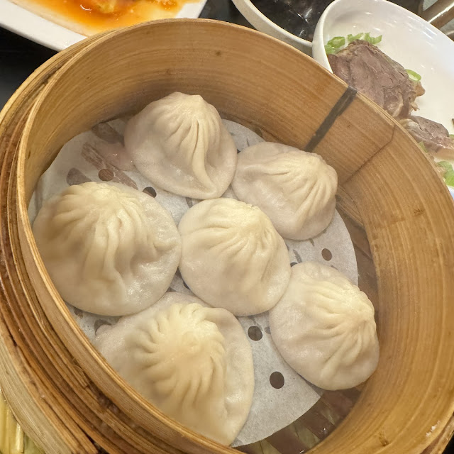 xiao longbao 6 小笼包6