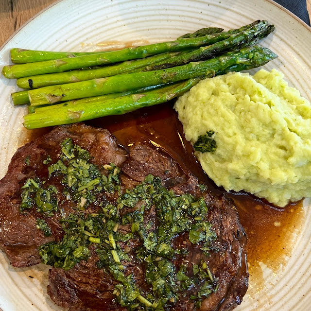 Bistec Con Papas