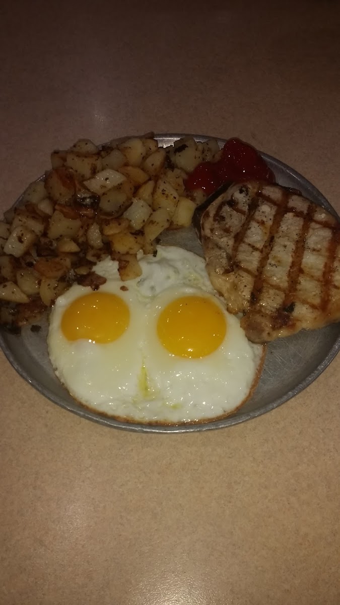 Iron Skillet - Carlisle