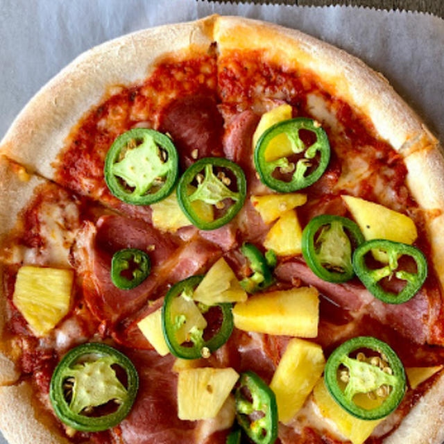 Islander Pizza