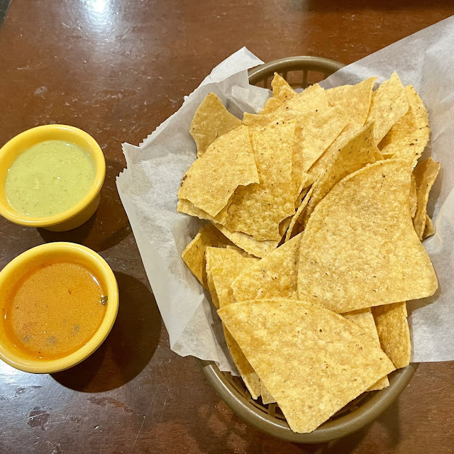 Chips to Go with Chile Con Queso