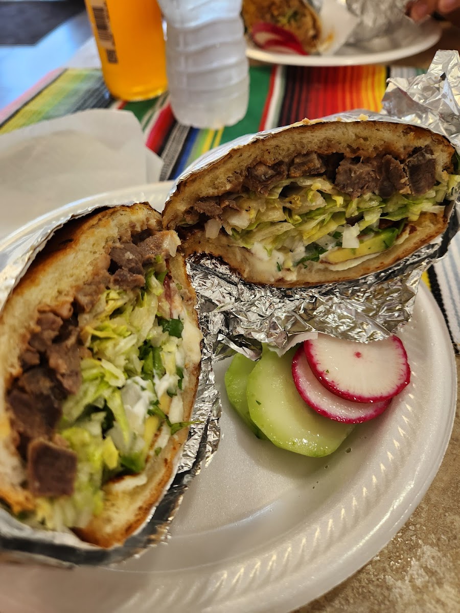 Jairos Taco Shop