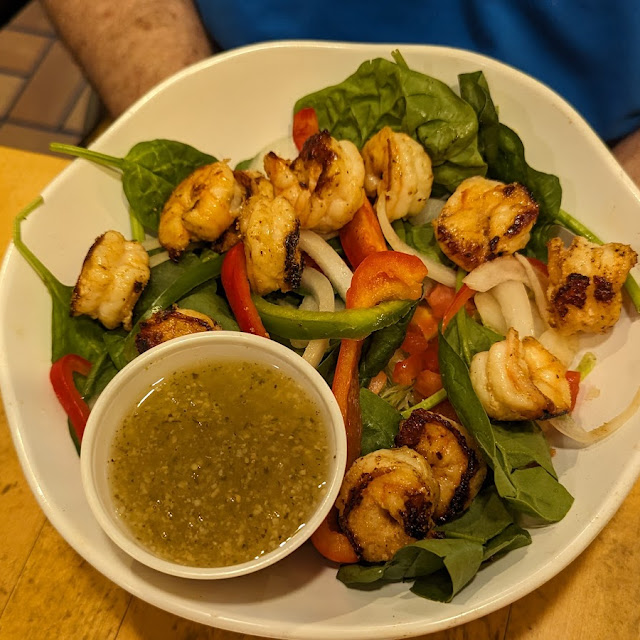 Shrimp Fajita Salad
