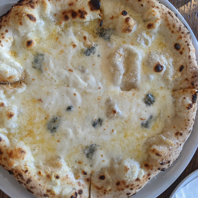 Quattro Formaggi Pizza