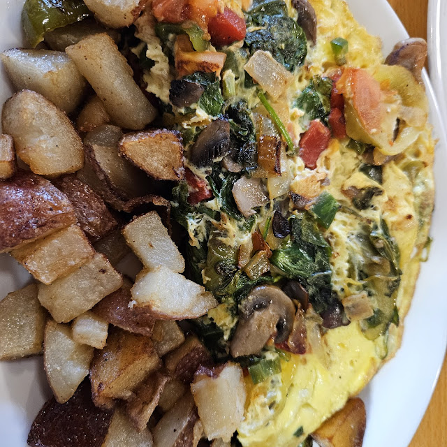Veggie Omelet and Home Fries