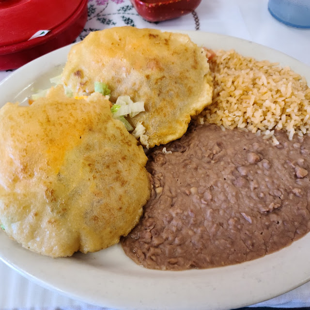 Machacado & Egg Plate