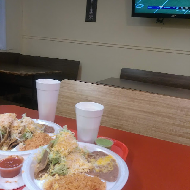 Shredded Beef Taco & Cheese Enchilada Combo Plate