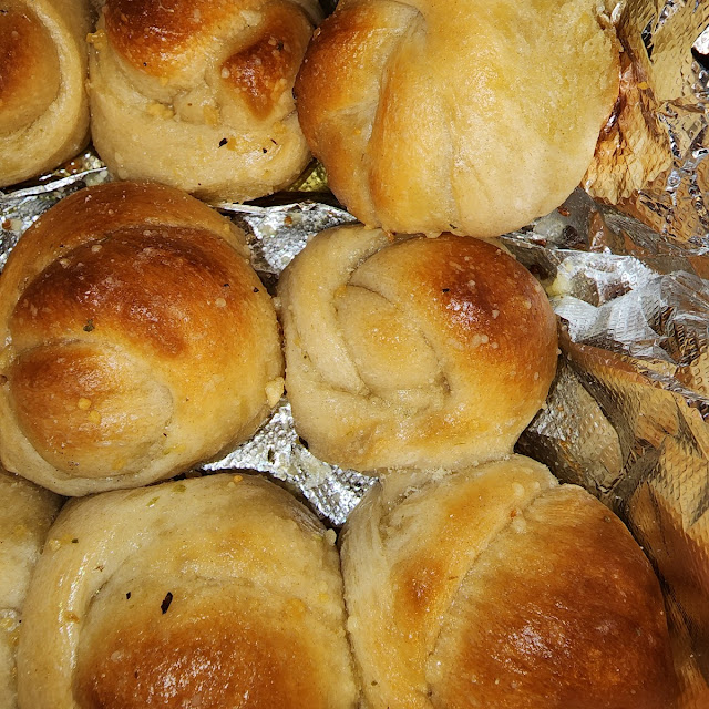 Garlic Knots