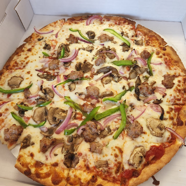 Deluxe Pizza