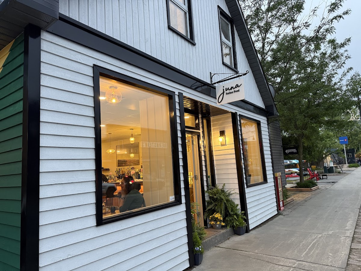 Juna Italian Food