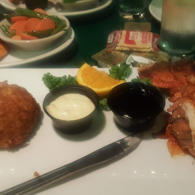 Kelly's Crab Cakes with Jumbo Lump Crab Meat