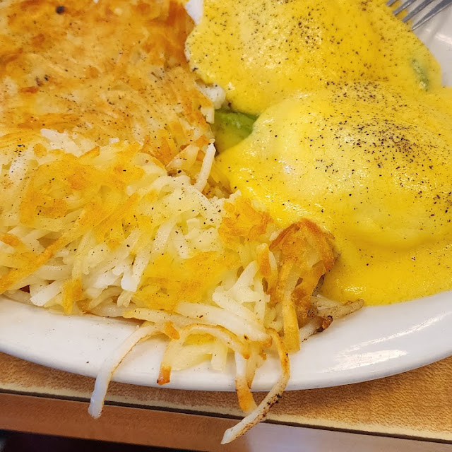Eggs Benedict
