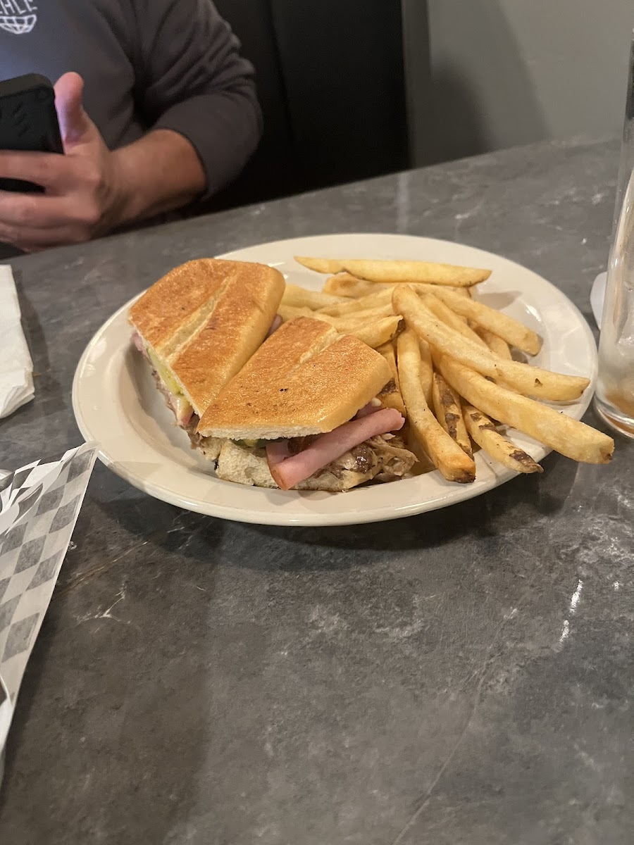 Kimmie's Kitchen and Social House- Downtown Decatur