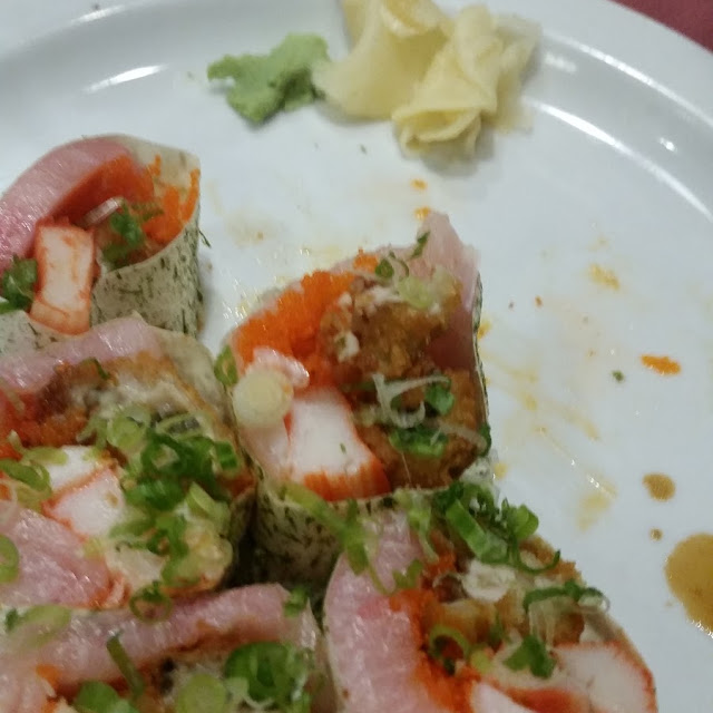 Oyster Kani Tabiko Avocado Scallion Soy Paper Wrap