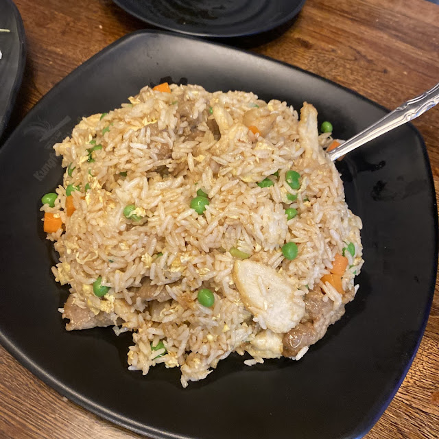 House Special Fried Rice with Beef Chicken Shrimp and Veggie 本楼炒饭