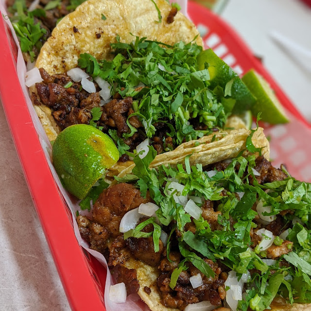 Dos Tacos Al Pastor Taco De Carne Asada