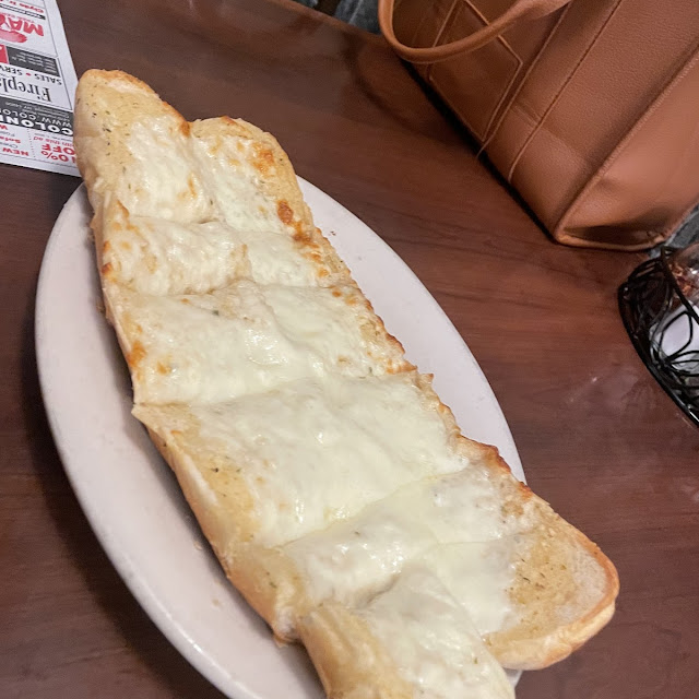 Garlic Bread with Mozzarella