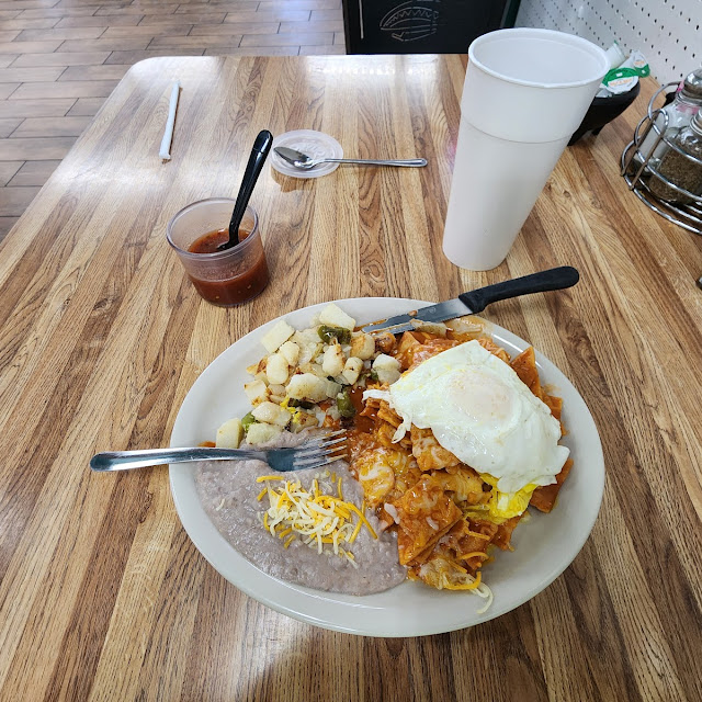 Chilaquiles Con Huevo