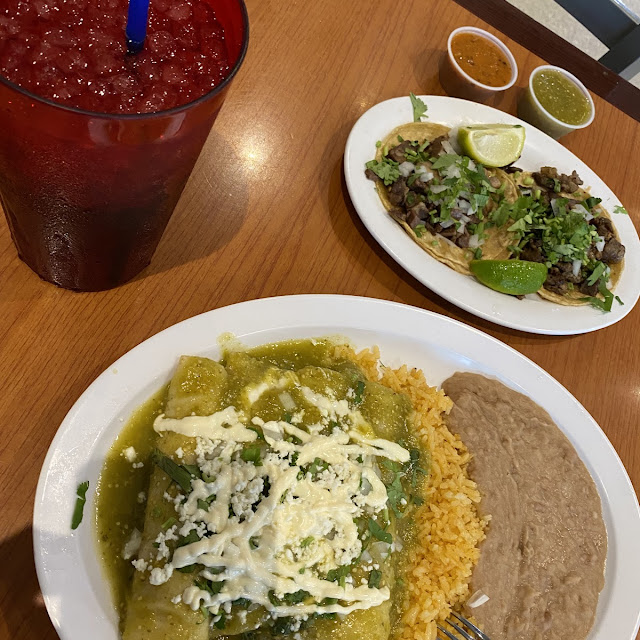 Chilaquiles Verdes Con Azada