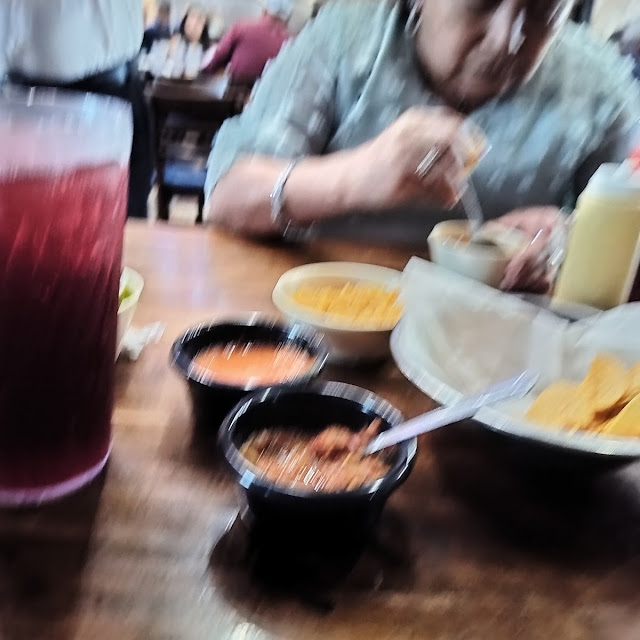 Costillas Y Salchicha