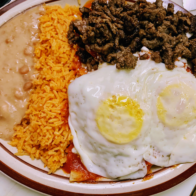Chilaquiles Completos