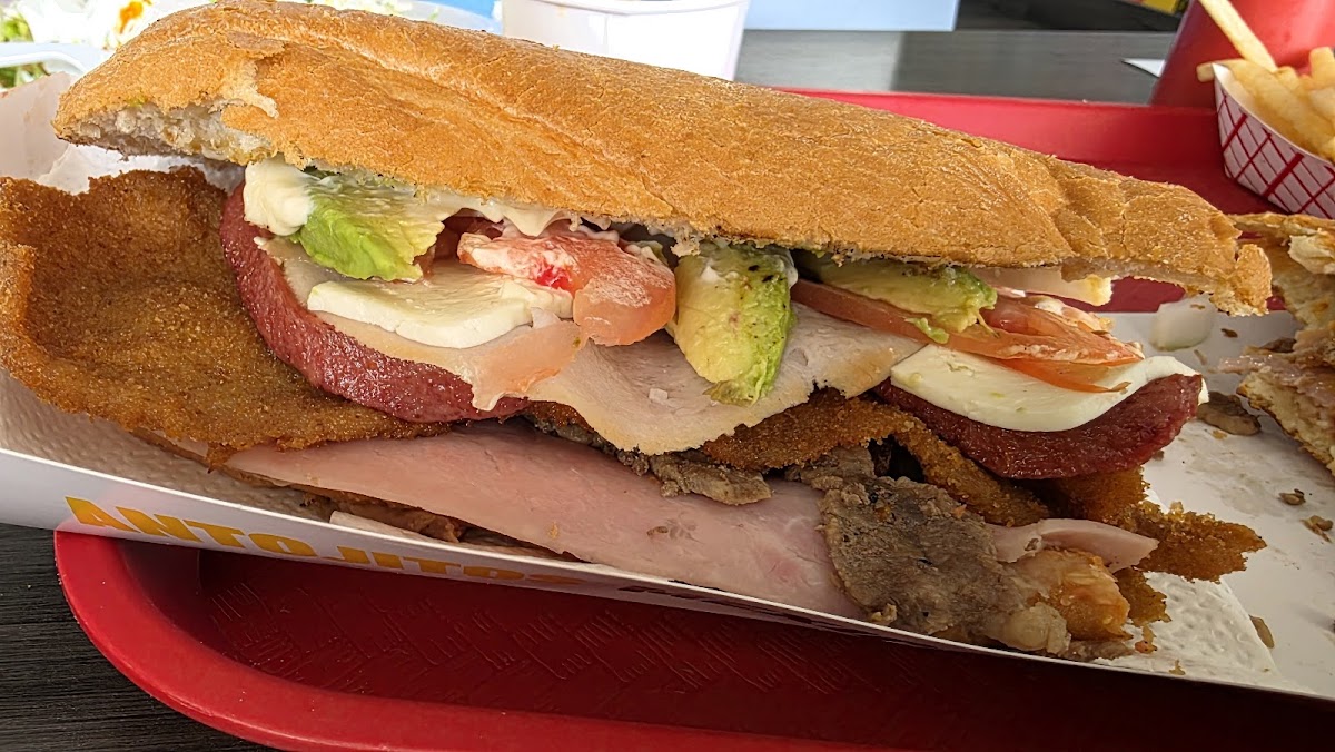 La Hechizera Tortas - Grand Prairie