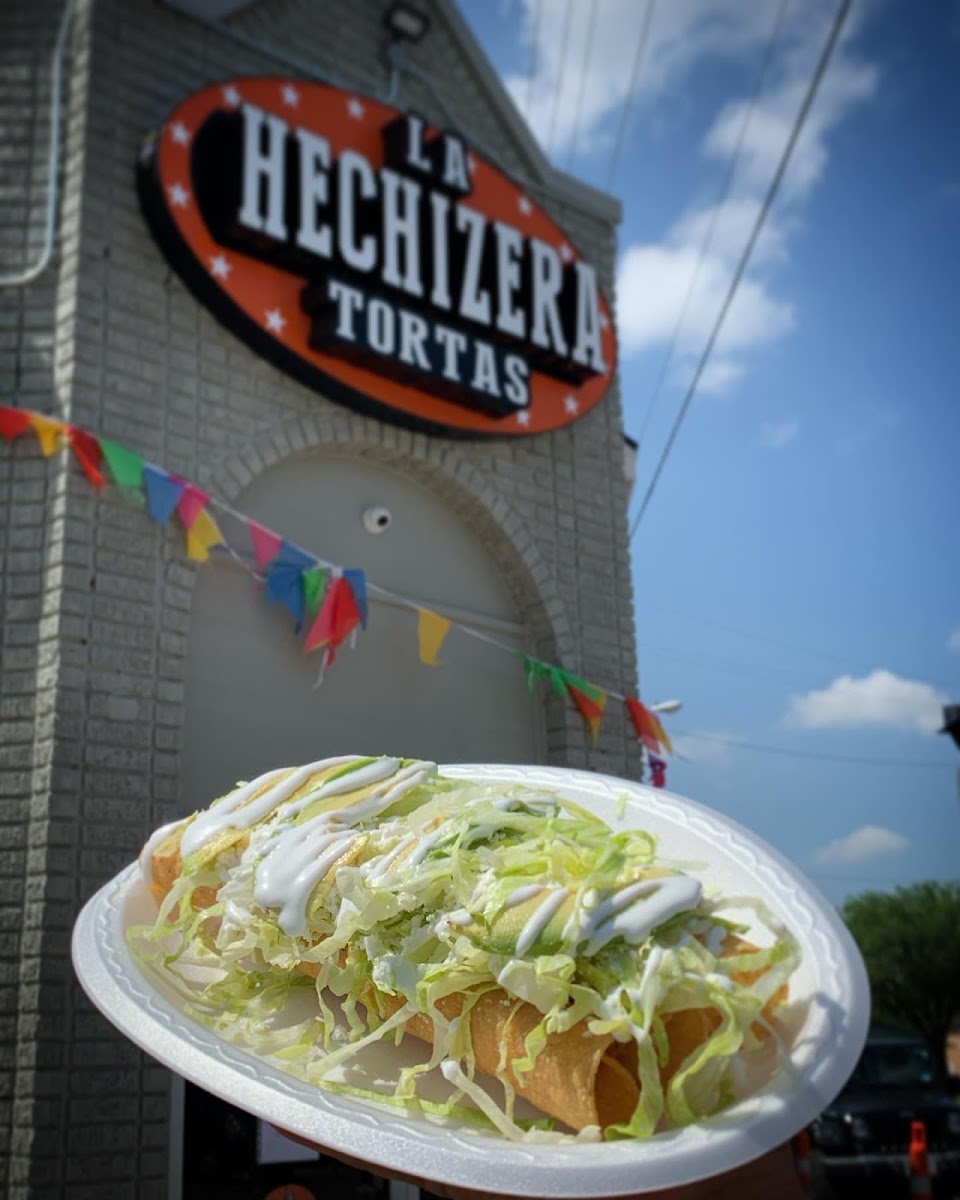 La Hechizera Tortas - Grand Prairie