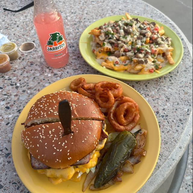 Queso Burger