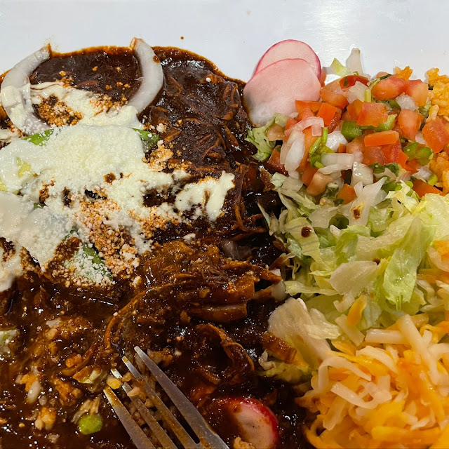 Enchiladas De Mole Poblano