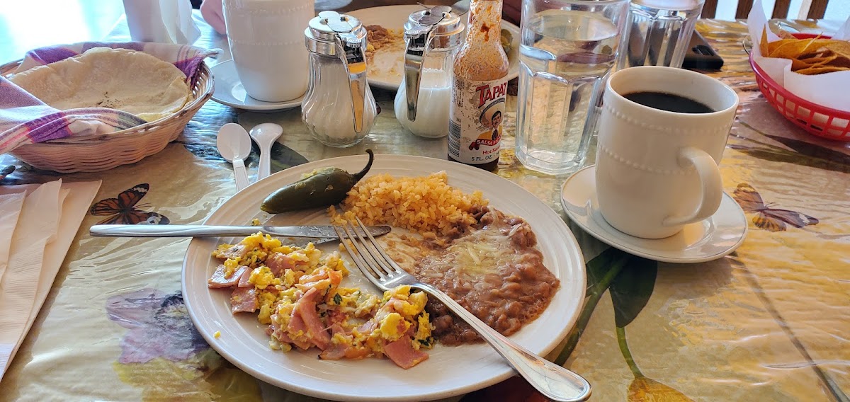 La Roca Restaurant