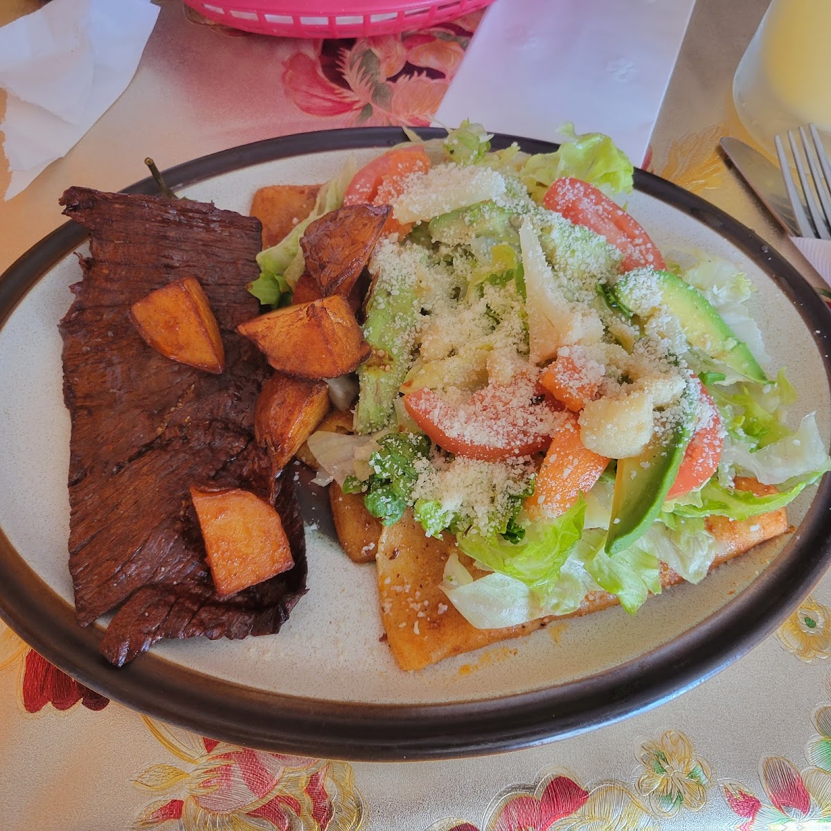 La Roca Restaurant
