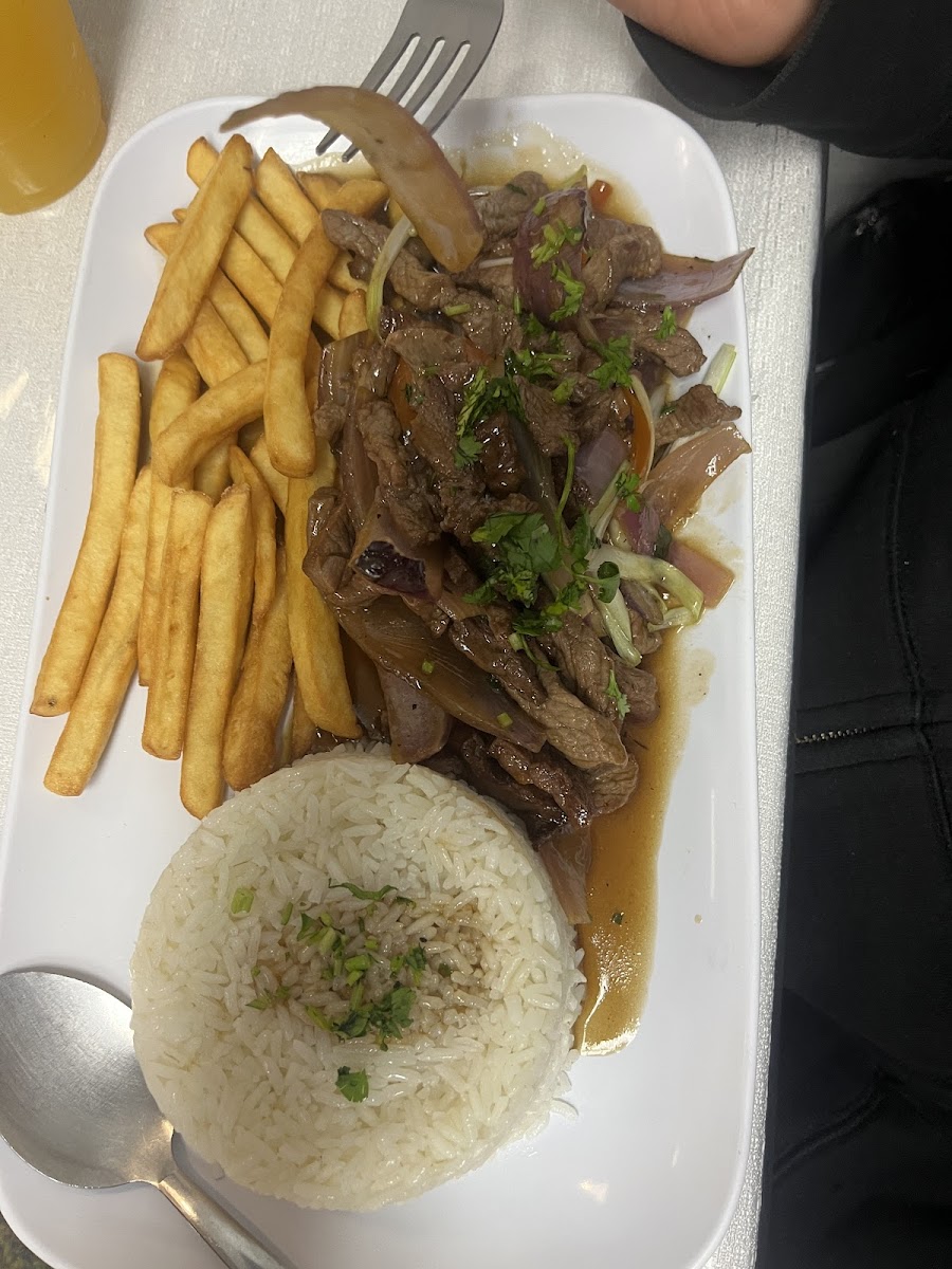 La Tia Peruvian Cuisine