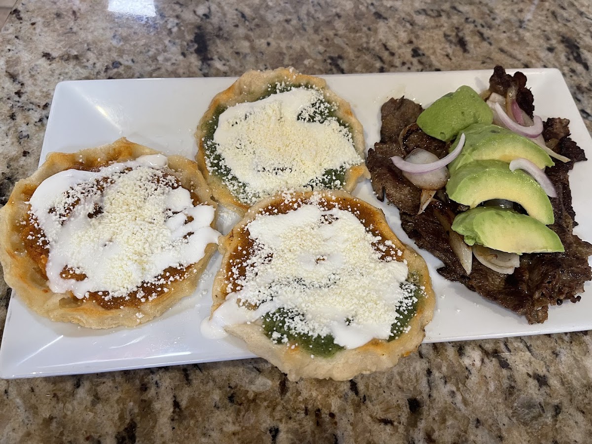 La Toscana Pizzeria & Restaurant