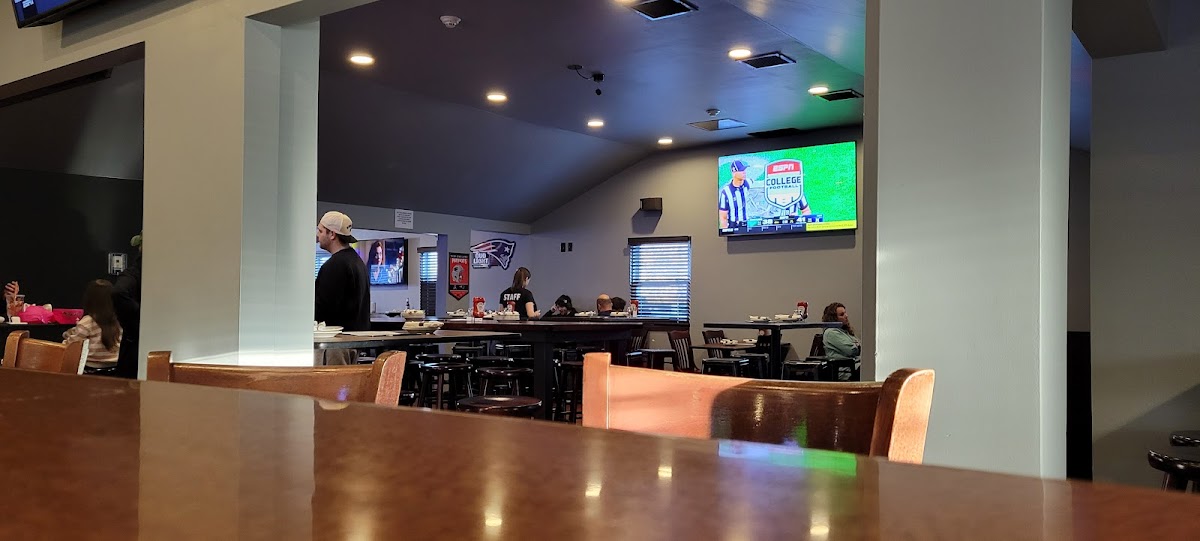 Laced Pizza & Pub