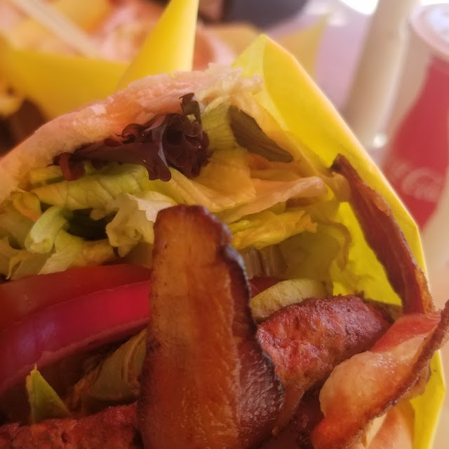 All Out Bacon Cheeseburger