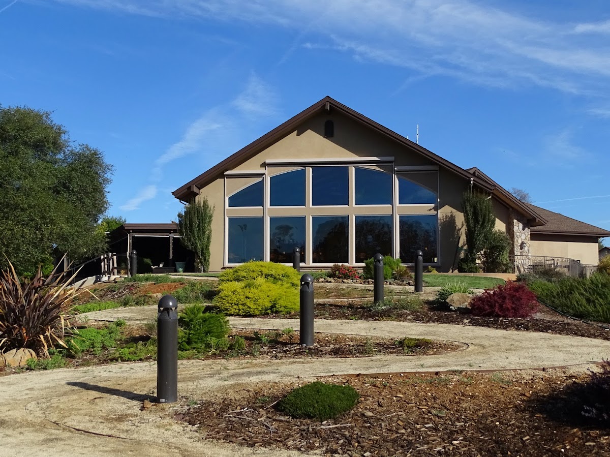 Lake of the Pines Sports Lounge