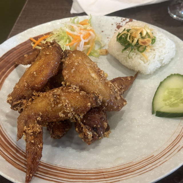Chicken Wing with Sticky Rice