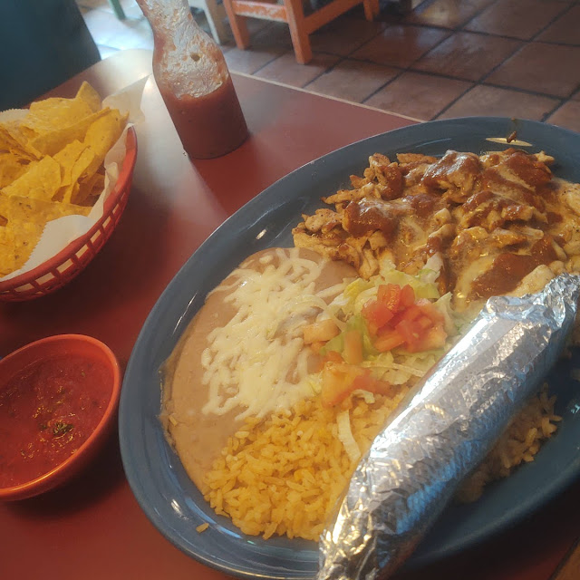 Las Lomas Pollo