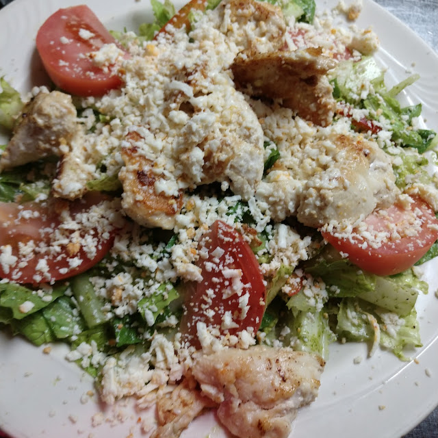 Casera Salad with Grilled Chicken Tenders