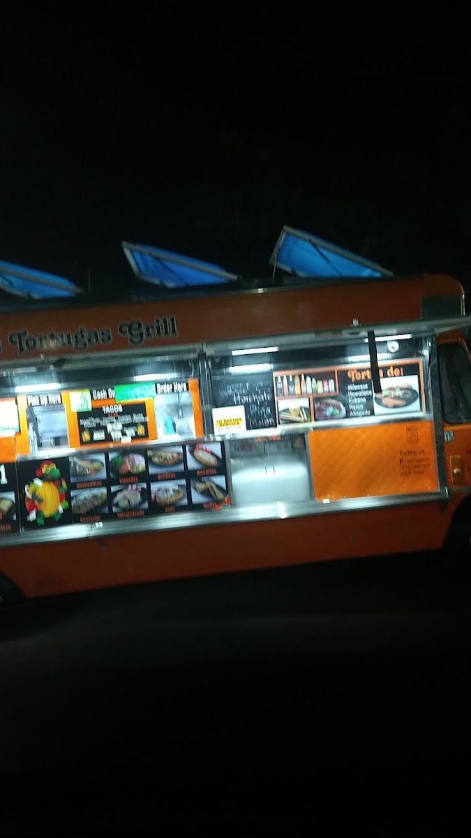 Las Tortugas Grill
