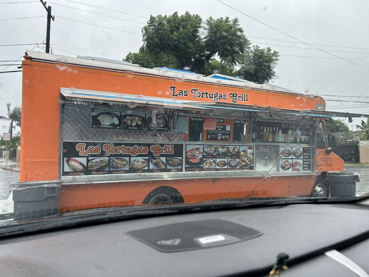 Las Tortugas Grill
