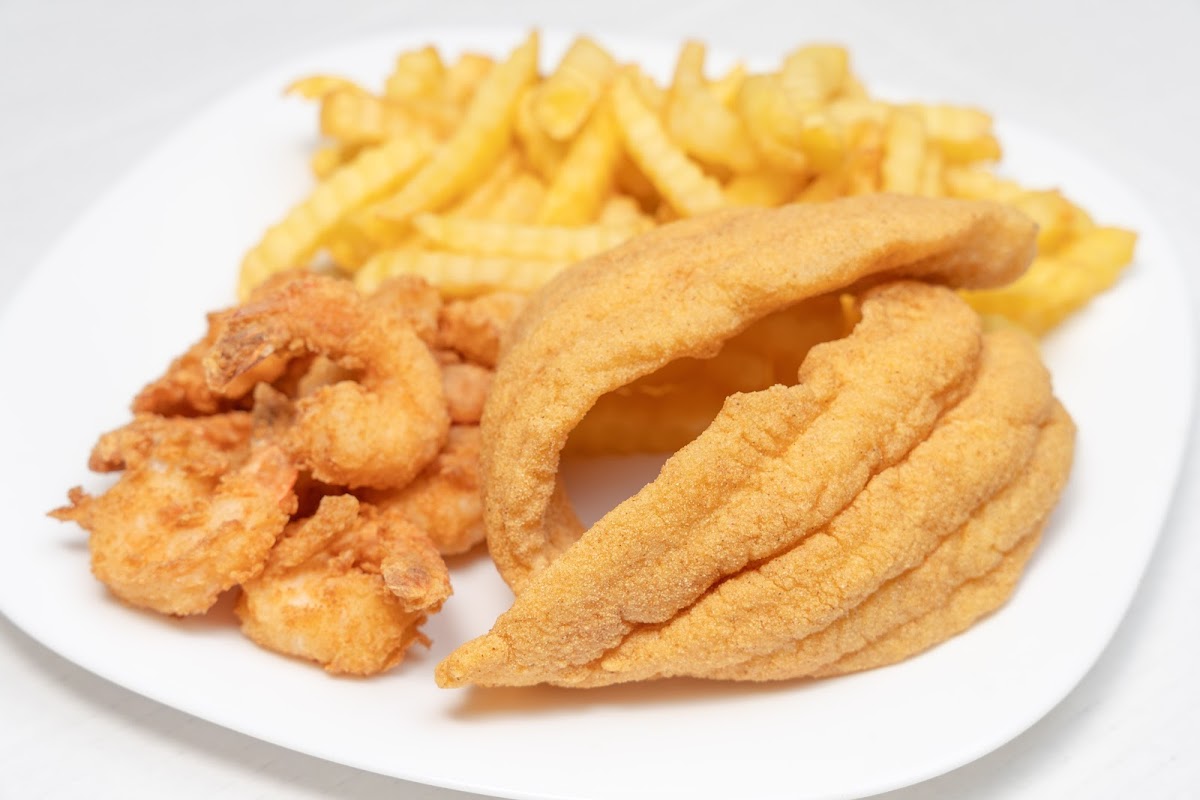 Lemon Pepper Fish and Chicken Albany