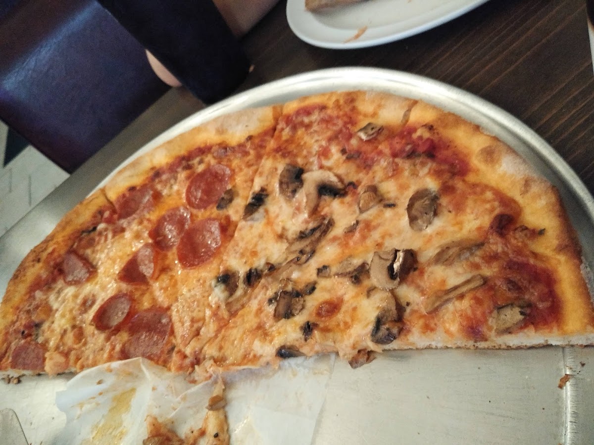 Leo & Joe's New Jersey Pizza and Restaurant