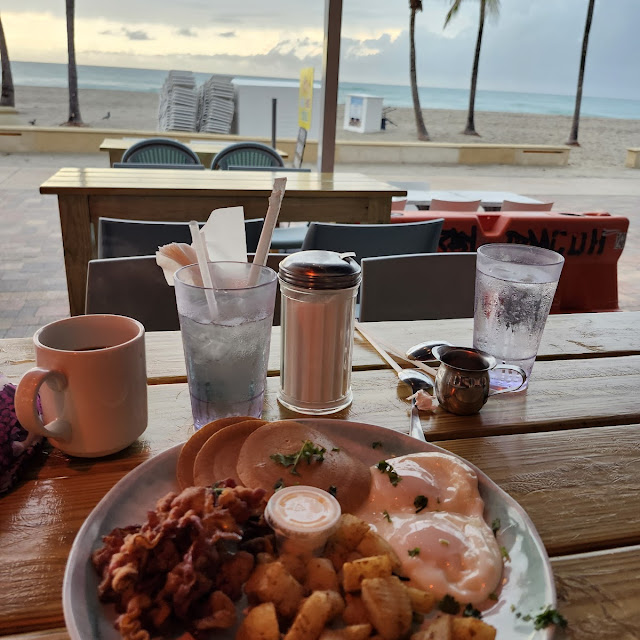 American Breakfast