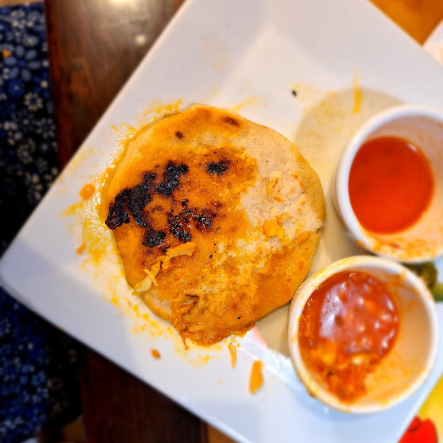 Pupusas Revueltas De Maíz