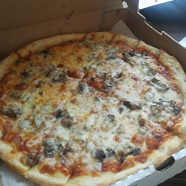 Mushroom Pizza